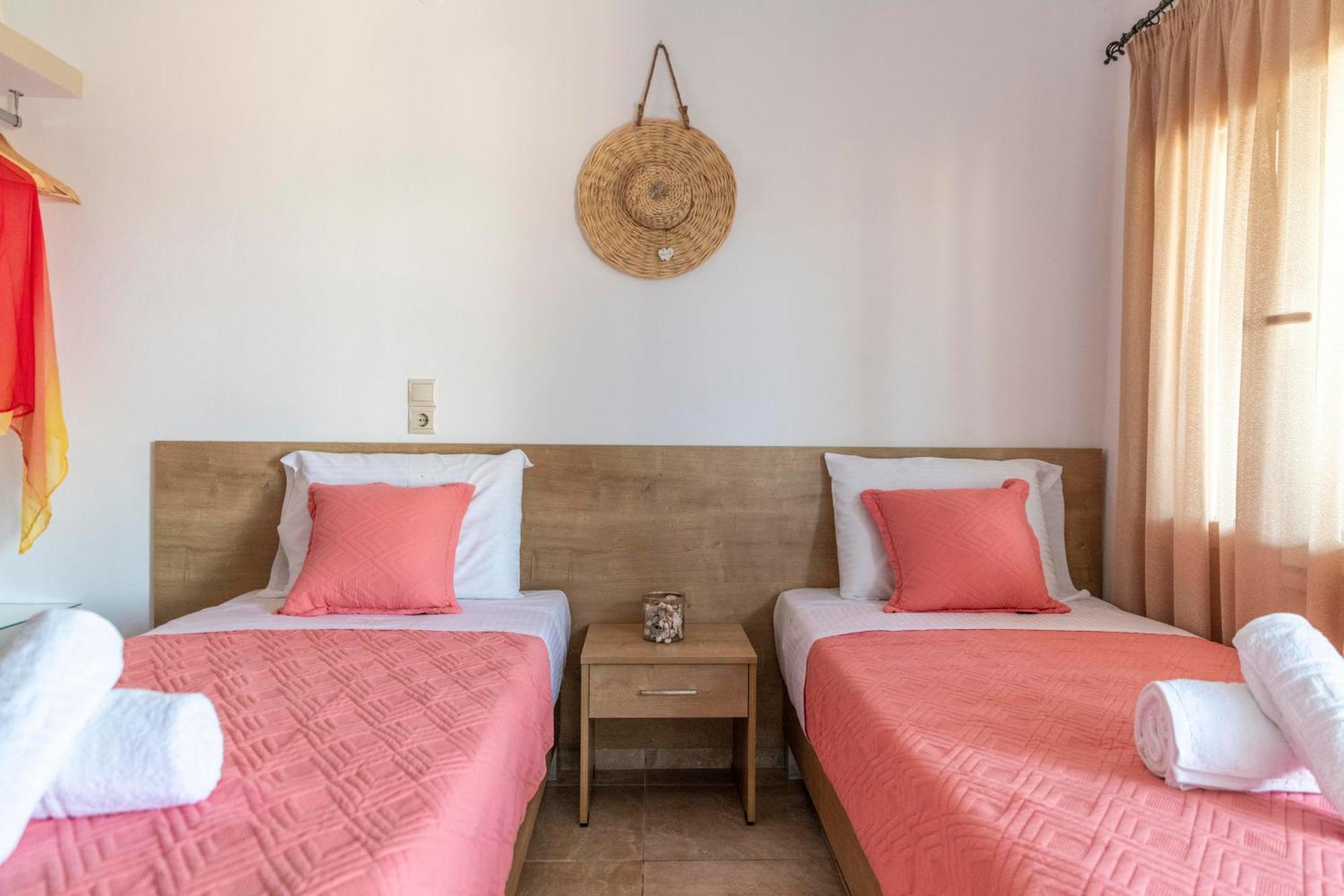 Stelios Apartment Матала Екстериор снимка